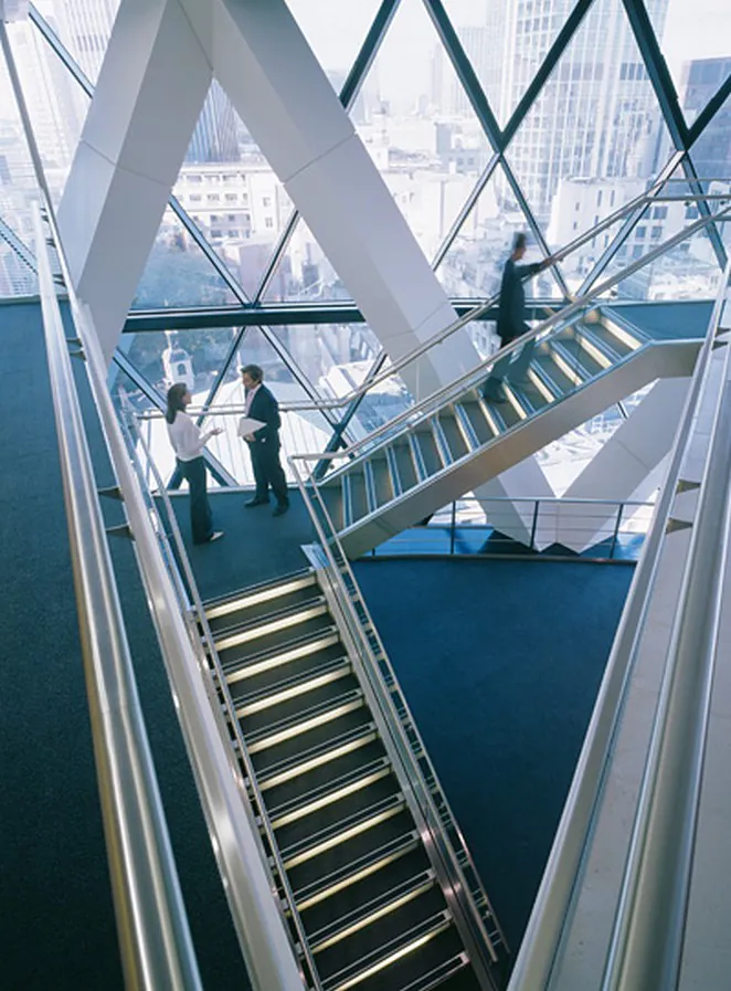 A3525 15 Examples of architecture inspired by nature The Gherkin Image 26.jpg