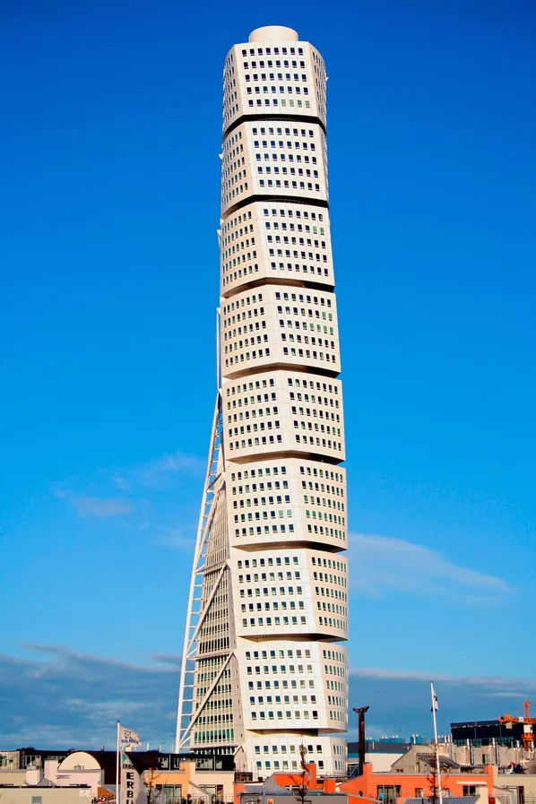 A3525 15 Examples of architecture inspired by nature The Turning Torso Image 28.jpg