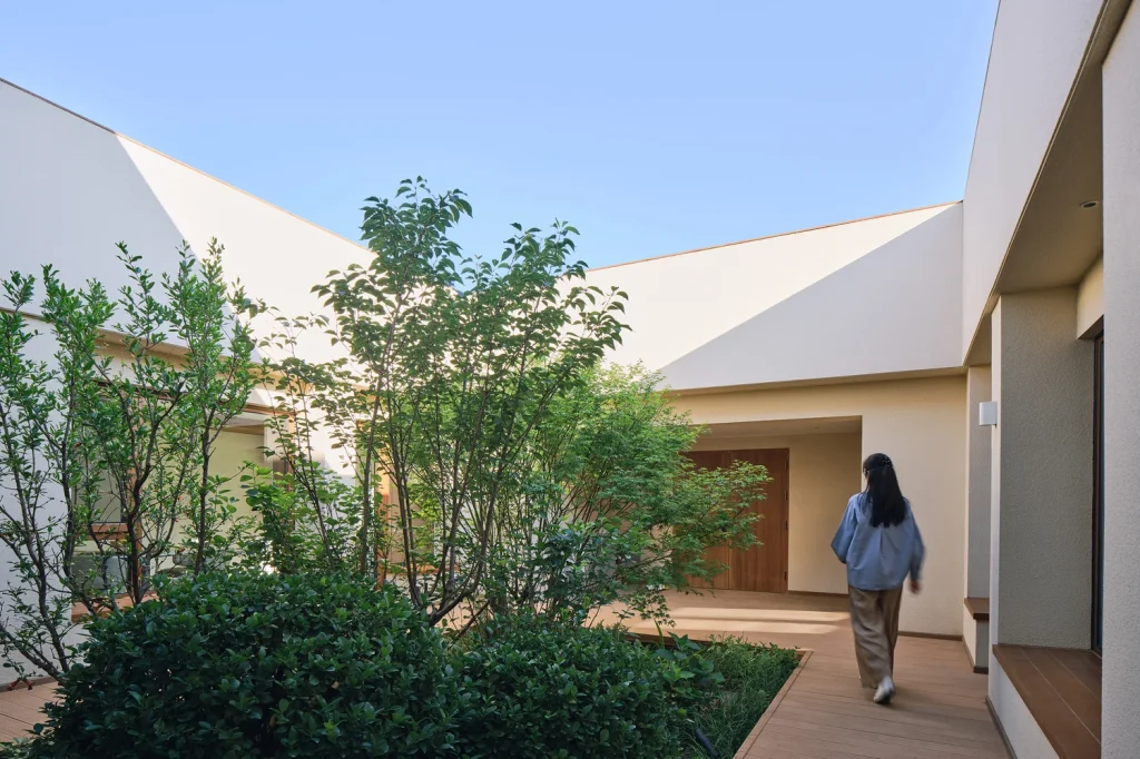 chill house steps architecture 26