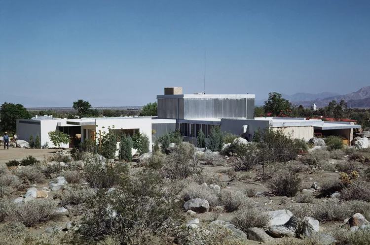 معماری مدرن و گونههای آن: جدول زمانی مدرنیسم قرن بیستم 9 kaufmann 635746479 crop 57fb166c5f9b586c357fafa5