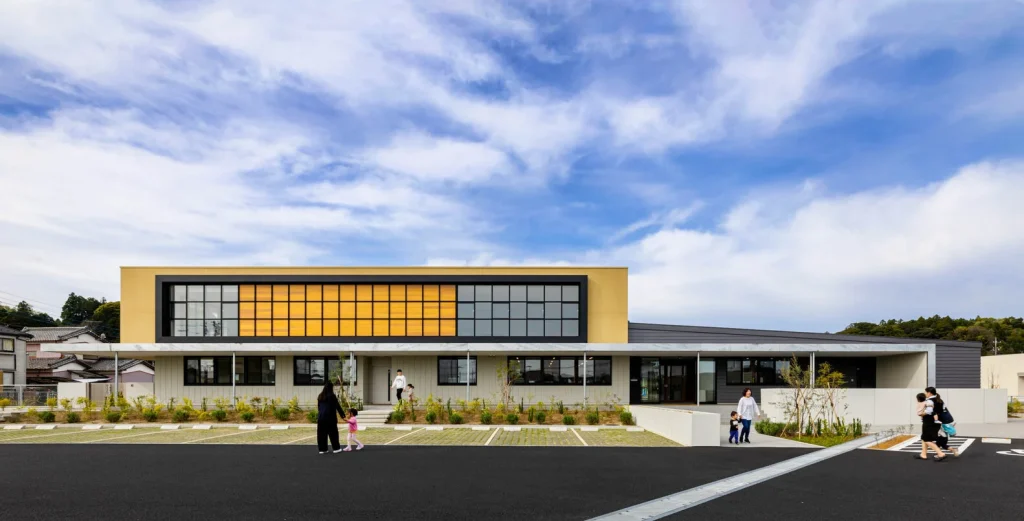 sg kindergarten and nursery hibinosekkei plus youji no shiro plus kids design labo 1