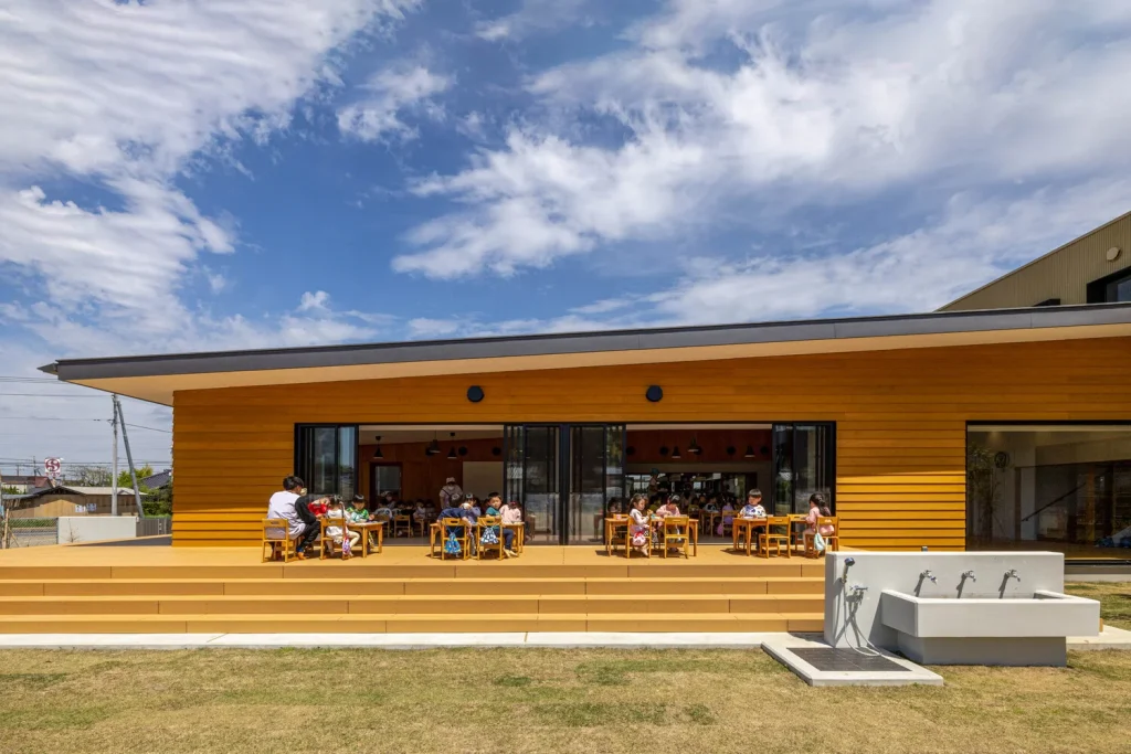 sg kindergarten and nursery hibinosekkei plus youji no shiro plus kids design labo 10