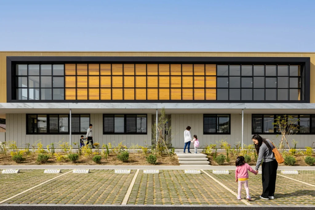 sg kindergarten and nursery hibinosekkei plus youji no shiro plus kids design labo 4