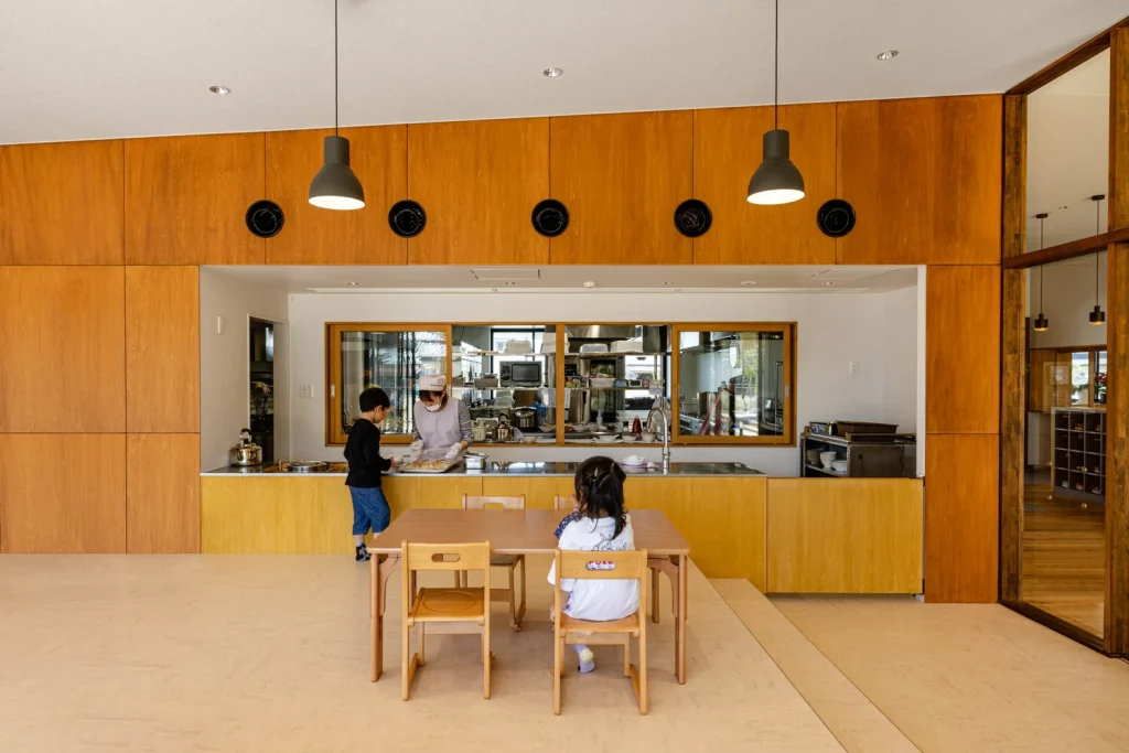 sg kindergarten and nursery hibinosekkei plus youji no shiro plus kids design labo 9