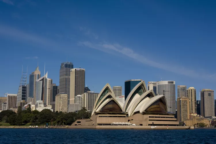 معماری مدرن و گونههای آن: جدول زمانی مدرنیسم قرن بیستم 14 utzonSOH 103635483 56aadd213df78cf772b4982e