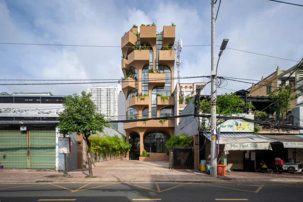 the-jungle-residence-room-plus-design-and-build_2 the jungle residence room plus design and build 2