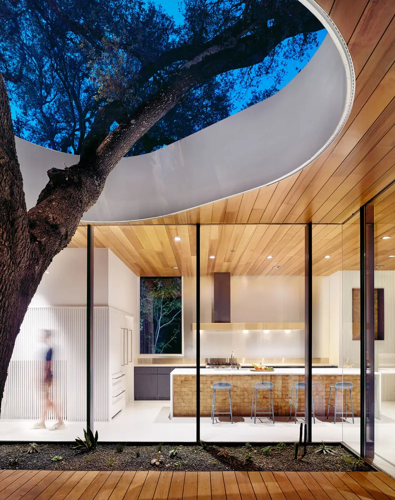 dusk121947.2 cropped result 1