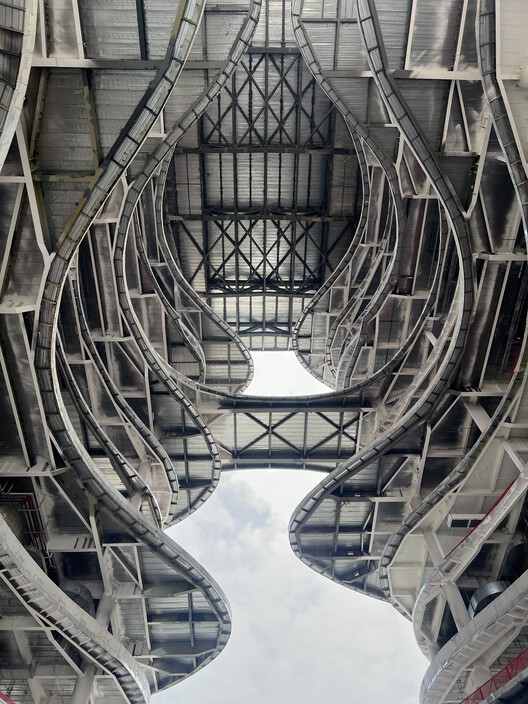 zha yidan center in shenzhen 2