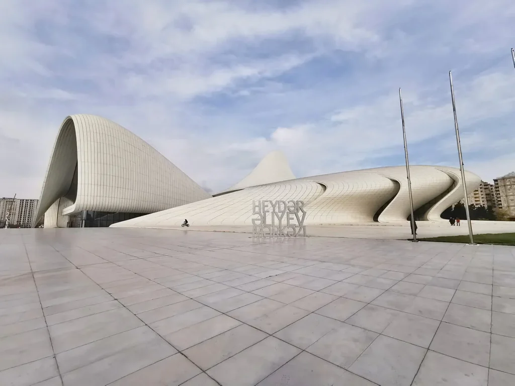 10 iconic architecture precedents every architecture student must know 05